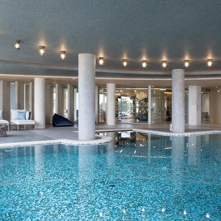 Cora & Otel 5*
