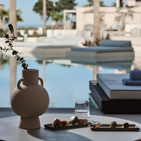 Otel Cora &
